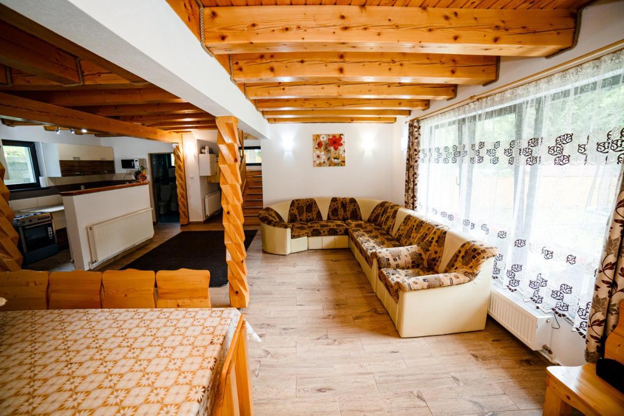 Casa Tudor Топліца Екстер'єр фото