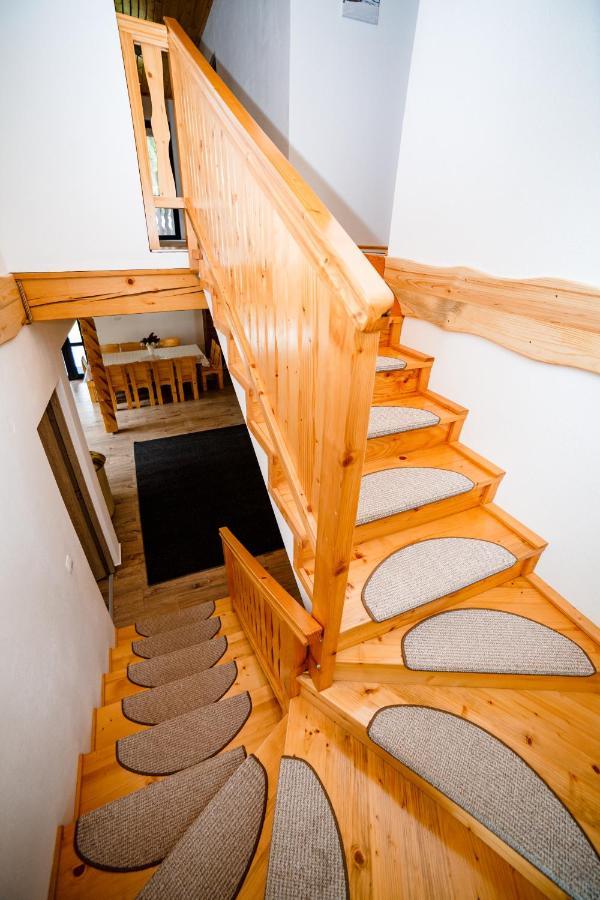 Casa Tudor Топліца Екстер'єр фото