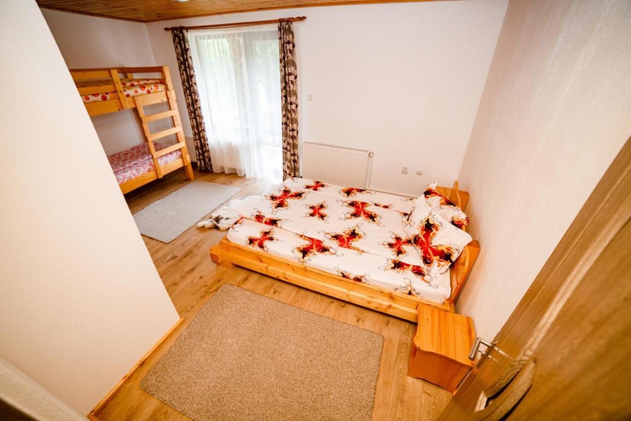 Casa Tudor Топліца Екстер'єр фото