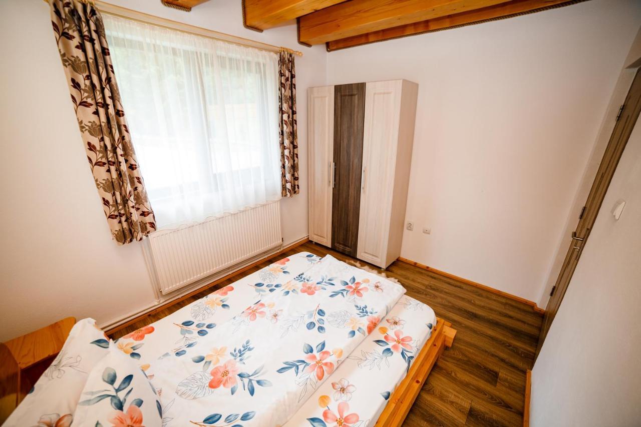 Casa Tudor Топліца Екстер'єр фото